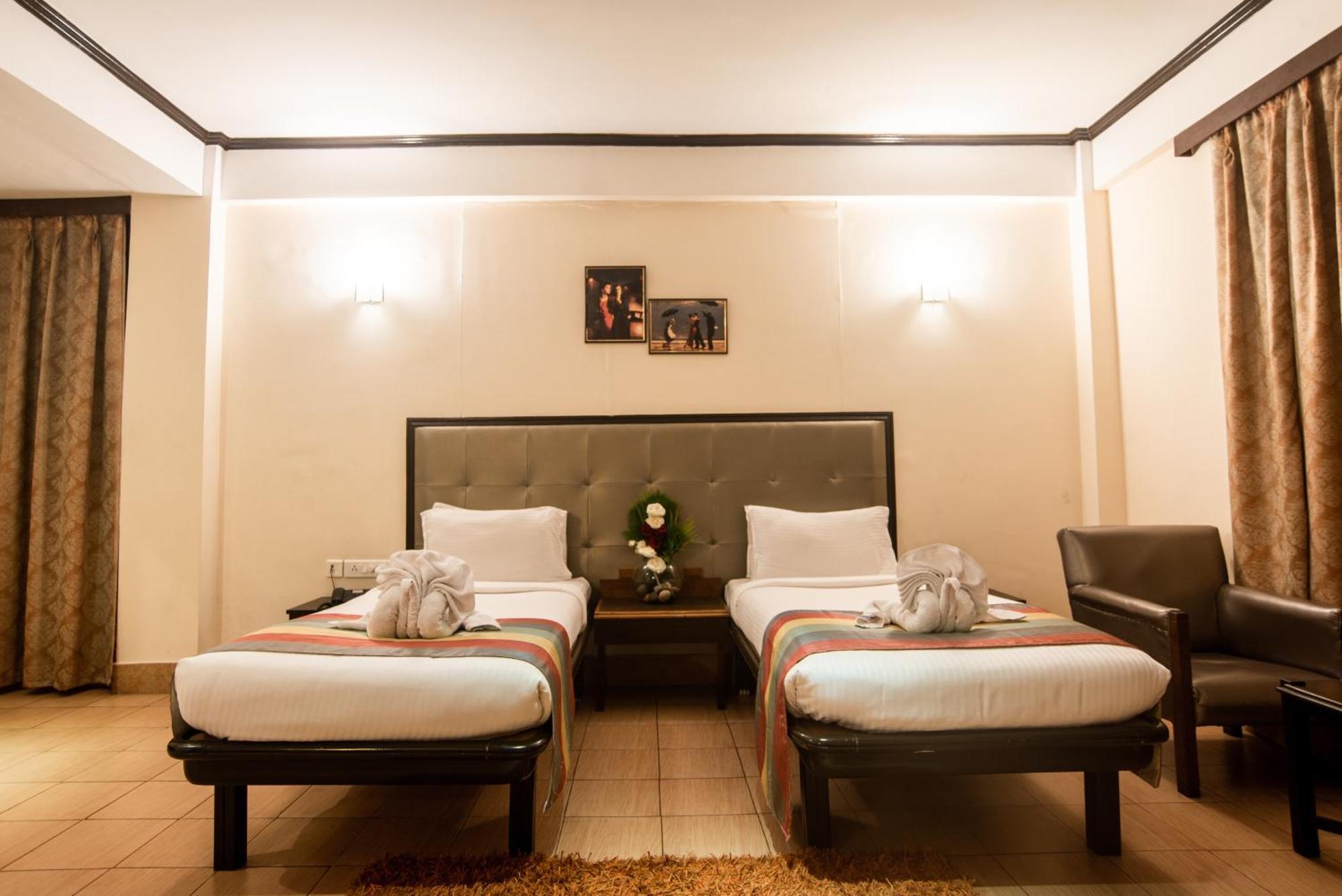Polo Tura Hotel Eksteriør bilde